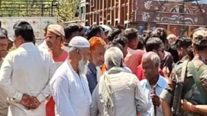 Chatra road accident